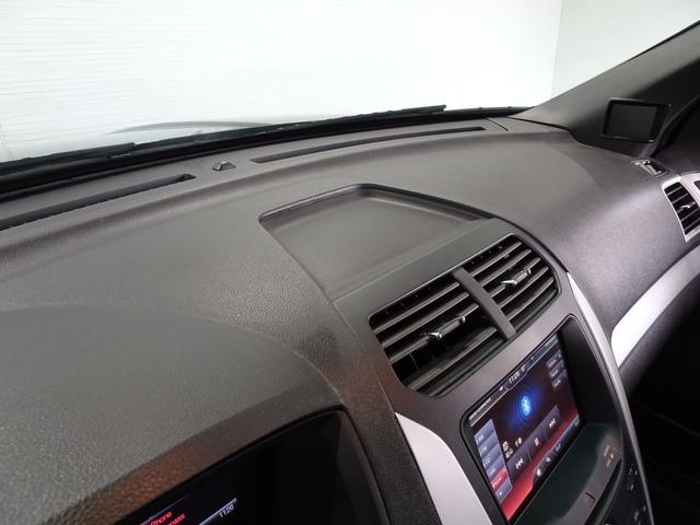 エクスプローラー XLT 禁煙車/記録簿/新品ナビTV/Bluetooth/フロント&サイド&バックカメラ/ETC/キーレス/スペアキー/クルーズコントロール/オートライト/パワーシート/ルーフレール/フォグランプ/18AW/(42枚目)