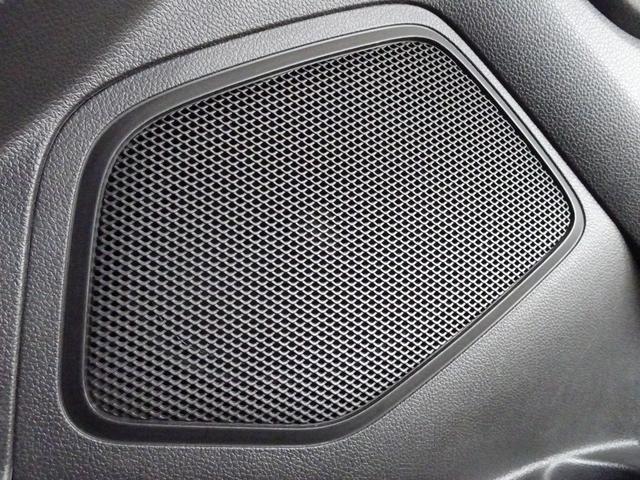 エクスプローラー XLT 禁煙車/記録簿/新品ナビTV/Bluetooth/フロント&サイド&バックカメラ/ETC/キーレス/スペアキー/クルーズコントロール/オートライト/パワーシート/ルーフレール/フォグランプ/18AW/(48枚目)