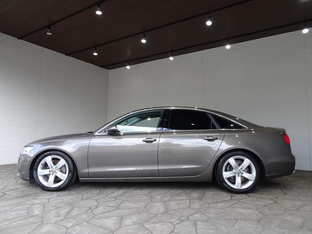 A6 2.8FSIクワトロ 禁煙車/記録簿/本革/ナビ地デジ/Bluetooth/BOSE/Bカメラ/LED/ETC/スマートキー/スペアキー/クルーズコントロール/シートヒーター/パワーシート/オートライト/クリアランスソナー(9枚目)