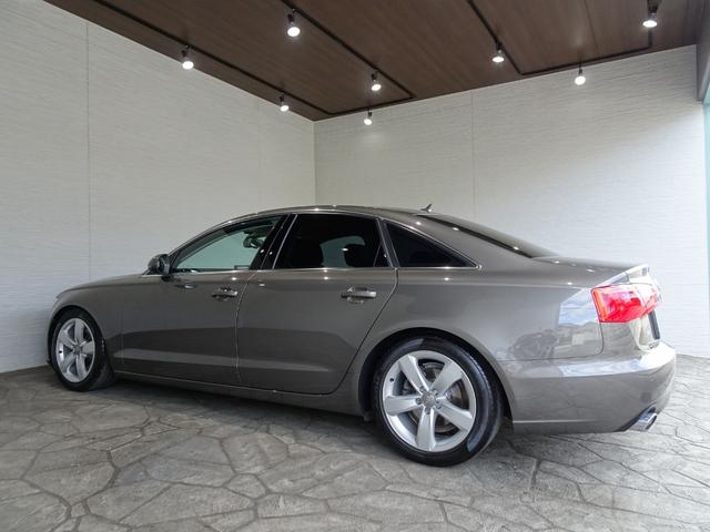 A6 2.8FSIクワトロ 禁煙車/記録簿/本革/ナビ地デジ/Bluetooth/BOSE/Bカメラ/LED/ETC/スマートキー/スペアキー/クルーズコントロール/シートヒーター/パワーシート/オートライト/クリアランスソナー(10枚目)