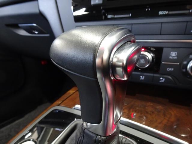 A6 2.8FSIクワトロ 禁煙車/記録簿/本革/ナビ地デジ/Bluetooth/BOSE/Bカメラ/LED/ETC/スマートキー/スペアキー/クルーズコントロール/シートヒーター/パワーシート/オートライト/クリアランスソナー(34枚目)