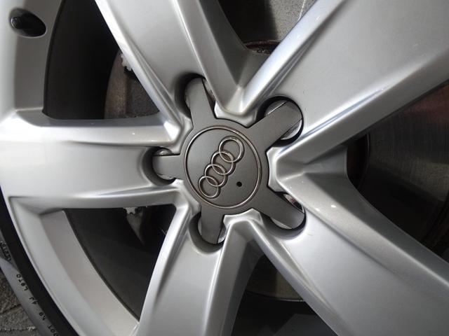 A6 2.8FSIクワトロ 禁煙車/記録簿/本革/ナビ地デジ/Bluetooth/BOSE/Bカメラ/LED/ETC/スマートキー/スペアキー/クルーズコントロール/シートヒーター/パワーシート/オートライト/クリアランスソナー(65枚目)