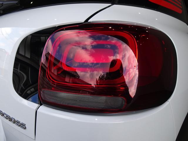 Ｃ３ エアクロス シャイン　禁煙車／記録簿／ＣａｒＰｌａｙ／Ｂｌｕｅｔｏｏｔｈ／Ｂカメラ／ドライブレコーダー／ＥＴＣ／スマートキー／スペアキー／クルコン／アクティブセーフティ／パークアシスト／オートライト／ルーフレール／１６ＡＷ（60枚目）