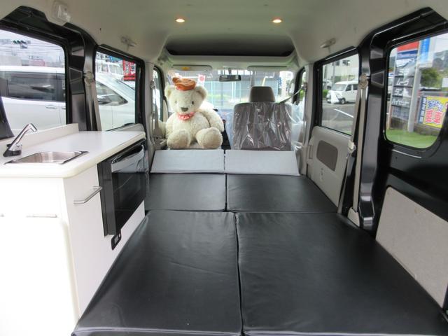 エブリイ ジョイン アウストラ製キャンビー3・電子レンジ・シンクギャレー・給排水タンク・1800Wインバーター・AC100V電源・走行充電・サブバッテリー・セラミックヒーター・軽キャン・4人乗・ナビ/フルセグ(6枚目)