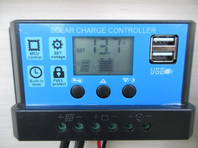 ハイゼットカーゴ クルーズ ソーラーパネル・冷凍冷蔵庫・対座式ダイネット・パワーインバーター・走行充電器・デジタルインナーミラー・ナビ/フルセグTV/2.0ETC・スマートアシスト・軽キャンピング仕様車(11枚目)