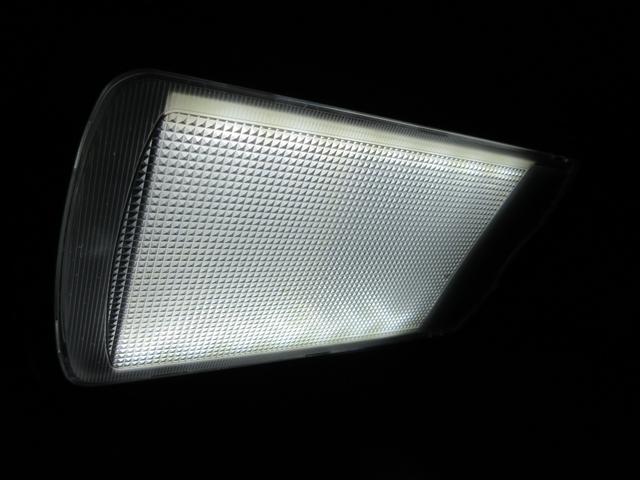 ハイゼットカーゴ クルーズ ソーラーパネル・冷凍冷蔵庫・対座式ダイネット・パワーインバーター・走行充電器・デジタルインナーミラー・ナビ/フルセグTV/2.0ETC・スマートアシスト・軽キャンピング仕様車(17枚目)