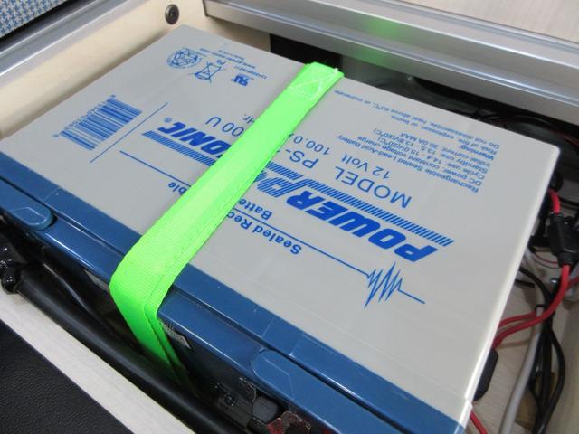 ハイゼットカーゴ クルーズ ソーラーパネル・冷凍冷蔵庫・対座式ダイネット・パワーインバーター・走行充電器・デジタルインナーミラー・ナビ/フルセグTV/2.0ETC・スマートアシスト・軽キャンピング仕様車(22枚目)