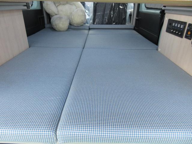 ハイゼットカーゴ クルーズ ソーラーパネル・冷凍冷蔵庫・対座式ダイネット・パワーインバーター・走行充電器・デジタルインナーミラー・ナビ/フルセグTV/2.0ETC・スマートアシスト・軽キャンピング仕様車(32枚目)