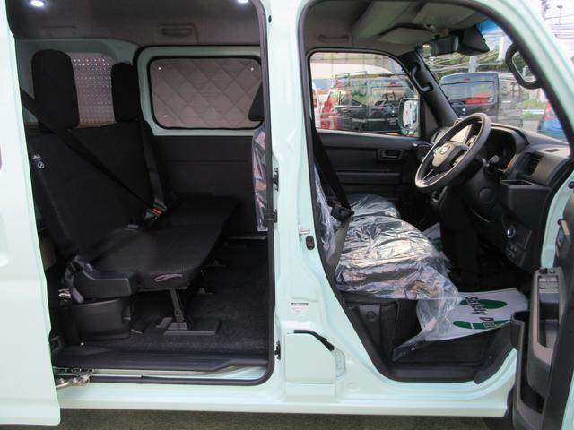 ハイゼットカーゴ クルーズ ソーラーパネル・冷凍冷蔵庫・対座式ダイネット・パワーインバーター・走行充電器・デジタルインナーミラー・ナビ/フルセグTV/2.0ETC・スマートアシスト・軽キャンピング仕様車(39枚目)