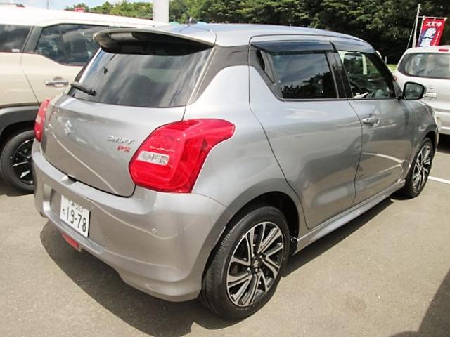 ＲＳ　衝撃被害軽減ブレーキ　アダプティブクルーズコントロール(3枚目)