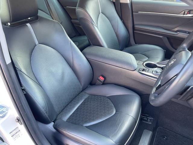 カムリ ＷＳレザーパッケージ　走行１３０５５キロ／レザーシート／純正ナビ／フルセグＴＶ／ワンオーナー（4枚目）