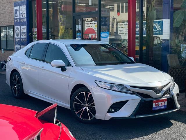 カムリ ＷＳレザーパッケージ　走行１３０５５キロ／レザーシート／純正ナビ／フルセグＴＶ／ワンオーナー（6枚目）