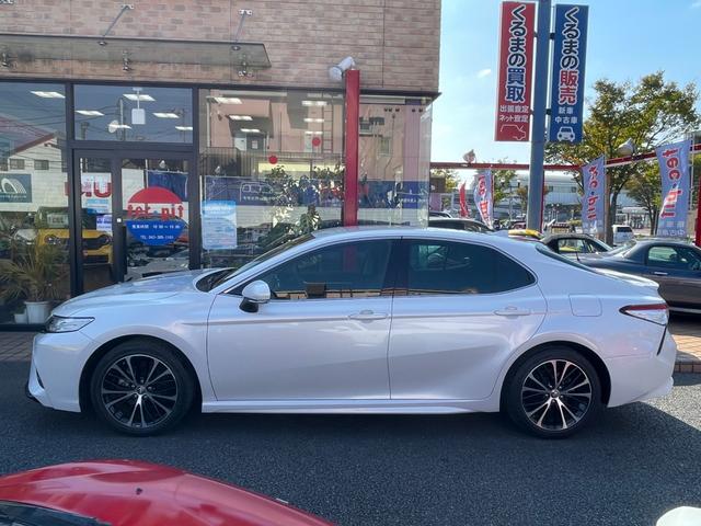 カムリ ＷＳレザーパッケージ　走行１３０５５キロ／レザーシート／純正ナビ／フルセグＴＶ／ワンオーナー（11枚目）