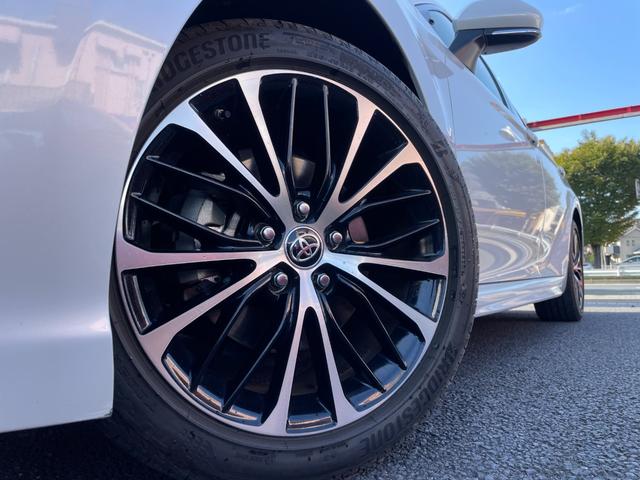 カムリ ＷＳレザーパッケージ　走行１３０５５キロ／レザーシート／純正ナビ／フルセグＴＶ／ワンオーナー（14枚目）