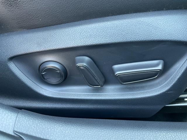 カムリ ＷＳレザーパッケージ　走行１３０５５キロ／レザーシート／純正ナビ／フルセグＴＶ／ワンオーナー（16枚目）