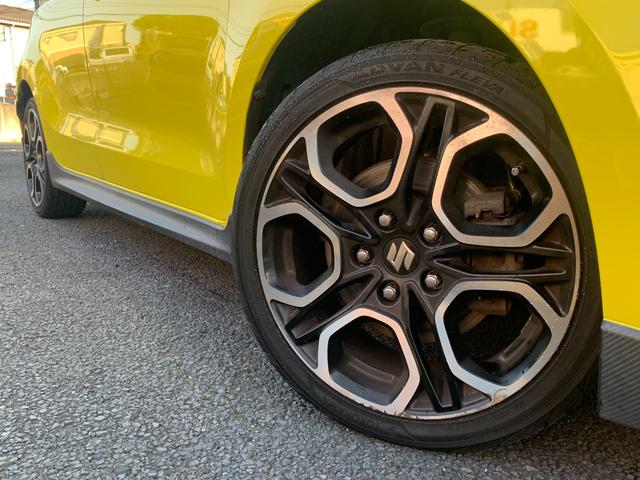 スイフトスポーツ ベースグレード　走行３５８５５Ｋｍ　カロッツェリアディスプレイオーディオ　社外メーター（10枚目）