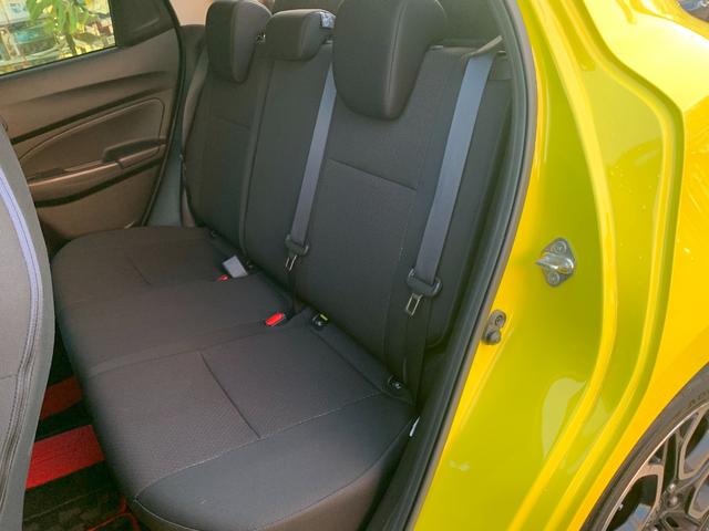 スイフトスポーツ ベースグレード　走行３５８５５Ｋｍ　カロッツェリアディスプレイオーディオ　社外メーター（28枚目）