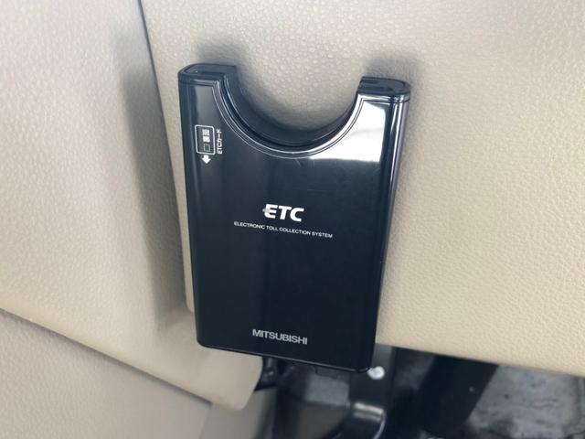230JM 禁煙車 記録簿付 キーレス ETC純正DVDナビ(18枚目)