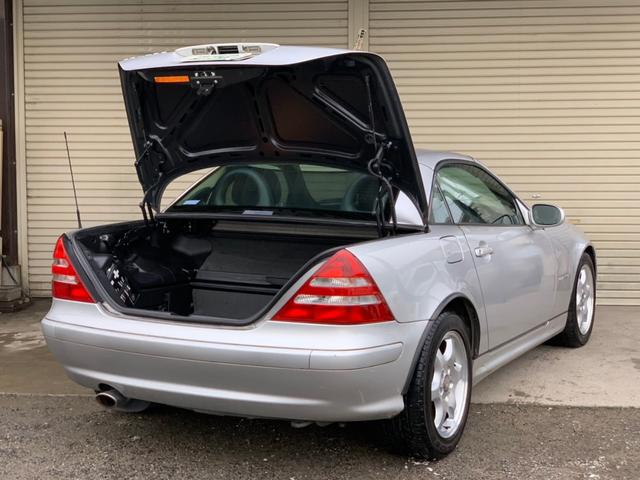 SLK230コンプレッサー 電動オープン ETC ナビ地デジ(8枚目)