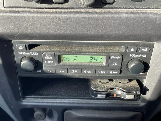 車いす移動車 スローパー 切替4WD ETC 4速オートマ 両側スライドドア キーレスエントリー ABS CD AM FMラジオ エアコン パワステ パワーウィンドウ 運転席・助手席エアバッグ 4人乗 車椅子移動車(8枚目)