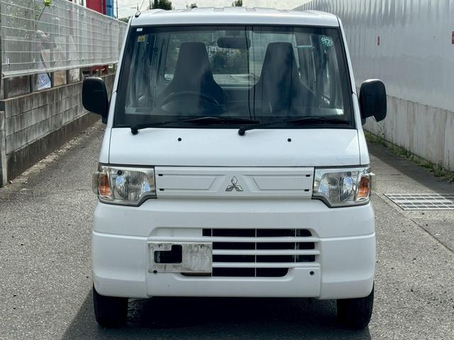 ミニキャブバン ＣＤ　タイベル交換済　切替４ＷＤ　積載量３５０ｋｇ　集中ドアロック　修復歴無し　４人乗り　軽貨物　軽バン　フルフラットシート　４ナンバー　エアコン　パワステ　ＡＭ・ＦＭラジオ　ＡＢＳ　Ｗエアバッグ（2枚目）