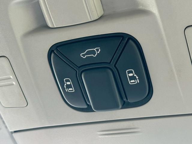 ヴェルファイア ２．４Ｚ　プラチナムセレクション　ナビ　後席モニター　バックカメラ　フルセグＴＶ　ＣＤ　ＤＶＤ再生　記録簿　両側電動スライド　電動リアゲート　ＥＴＣ　スマートキー　タイミングチェーン　７人乗り　純正アルミホイール　ＨＩＤ　電格ミラー（22枚目）