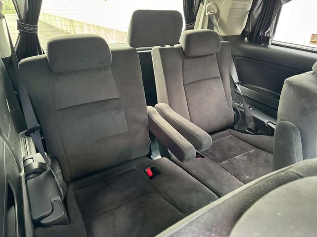 ヴェルファイア ２．４Ｚ　プラチナムセレクション　ナビ　後席モニター　バックカメラ　フルセグＴＶ　ＣＤ　ＤＶＤ再生　記録簿　両側電動スライド　電動リアゲート　ＥＴＣ　スマートキー　タイミングチェーン　７人乗り　純正アルミホイール　ＨＩＤ　電格ミラー（38枚目）