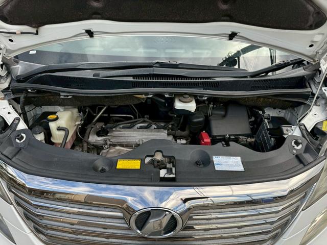 ヴェルファイア ２．４Ｚ　プラチナムセレクション　ナビ　後席モニター　バックカメラ　フルセグＴＶ　ＣＤ　ＤＶＤ再生　記録簿　両側電動スライド　電動リアゲート　ＥＴＣ　スマートキー　タイミングチェーン　７人乗り　純正アルミホイール　ＨＩＤ　電格ミラー（42枚目）