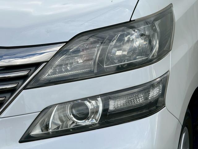 ヴェルファイア ２．４Ｚ　プラチナムセレクション　ナビ　後席モニター　バックカメラ　フルセグＴＶ　ＣＤ　ＤＶＤ再生　記録簿　両側電動スライド　電動リアゲート　ＥＴＣ　スマートキー　タイミングチェーン　７人乗り　純正アルミホイール　ＨＩＤ　電格ミラー（50枚目）