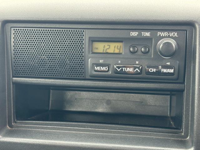 ミニキャブバン ＣＤ　切替４ＷＤ　法人１オーナー　記録簿　積載量３５０ｋｇ　集中ドアロック　４人乗り　軽貨物　軽バン　フルフラットシート　４ナンバー　エアコン　パワステ　ＡＭ・ＦＭラジオ　ＡＢＳ　Ｗエアバッグ（18枚目）