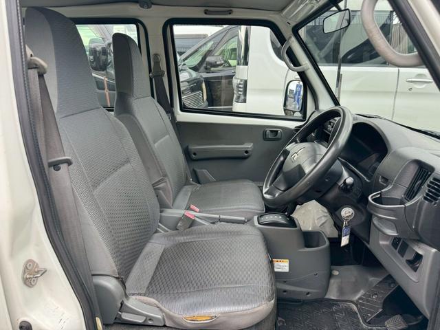 ミニキャブバン ＣＤ　切替４ＷＤ　法人１オーナー　記録簿　積載量３５０ｋｇ　集中ドアロック　４人乗り　軽貨物　軽バン　フルフラットシート　４ナンバー　エアコン　パワステ　ＡＭ・ＦＭラジオ　ＡＢＳ　Ｗエアバッグ（22枚目）