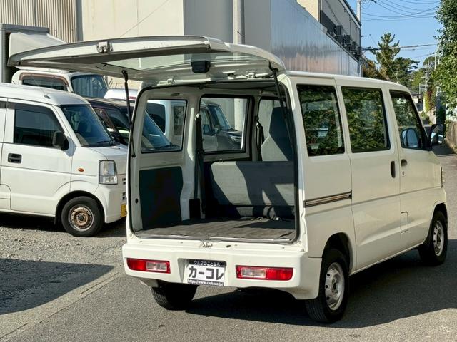 ミニキャブバン ＣＤ　切替４ＷＤ　法人１オーナー　記録簿　積載量３５０ｋｇ　集中ドアロック　４人乗り　軽貨物　軽バン　フルフラットシート　４ナンバー　エアコン　パワステ　ＡＭ・ＦＭラジオ　ＡＢＳ　Ｗエアバッグ（25枚目）