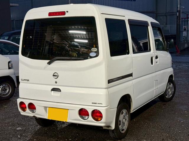 クリッパーバン ＤＸ　集中ドアロック　ＥＴＣ　積載量３５０ｋｇ　軽貨物　４ナンバー　シガーソケット　４人乗り（2枚目）