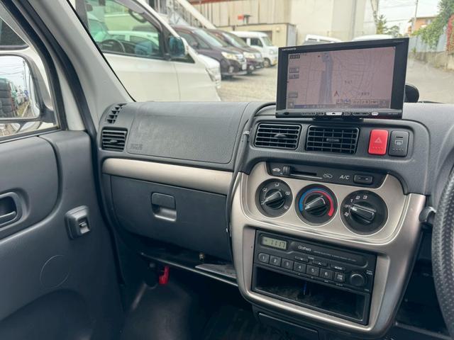 アクティバン SDX タイベル交換済 法人1オーナー 記録簿15枚 ナビ ETC パワーウィンドウ エアコン パワステ 積載量350kg 軽貨物 4人乗り 4ナンバー 修復歴無し オートマ フルフラット シガーソケット(3枚目)