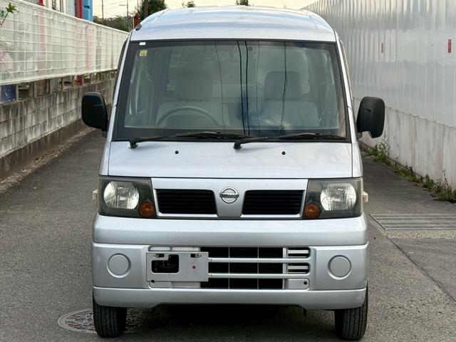 クリッパーバン ＧＬ　タイベル交換済　ＥＴＣ　パワーウィンドウ　エアコン　パワステ　集中ドアロック　積載量３５０ｋｇ　２０２３年製造・前タイヤ　軽貨物　４ナンバー　４人乗り　フルフラットシート　ハイルーフ　ＷＳＲＳ（2枚目）