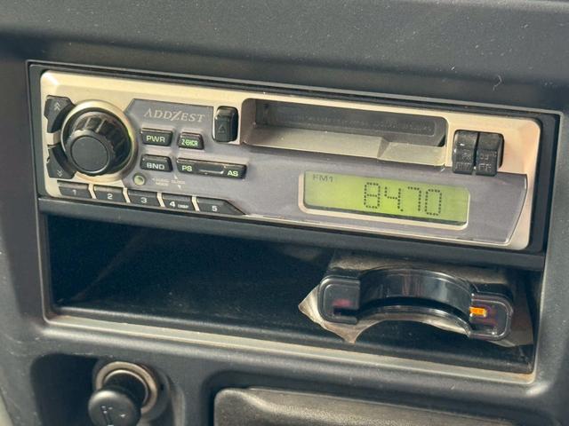 クリッパーバン ＧＬ　タイベル交換済　ＥＴＣ　パワーウィンドウ　エアコン　パワステ　集中ドアロック　積載量３５０ｋｇ　２０２３年製造・前タイヤ　軽貨物　４ナンバー　４人乗り　フルフラットシート　ハイルーフ　ＷＳＲＳ（15枚目）