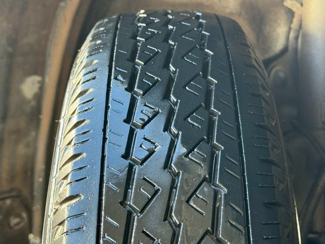 AD VE 法人1オーナー 記録簿9枚 キーレス パワーウィンドウ 100V電源 電動格納ミラー エアコン パワステ CVT タイミングチェーン フルフラットシート 5人乗り Wエアバッグ ABS(6枚目)