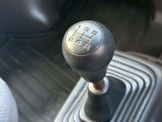 バモス Ｌ　クラッチ交換渡し　５速マニュアル　修復歴無し　パワーウィンドウ　エアコン　パワステ　社外１２インチアルミホイール（3枚目）