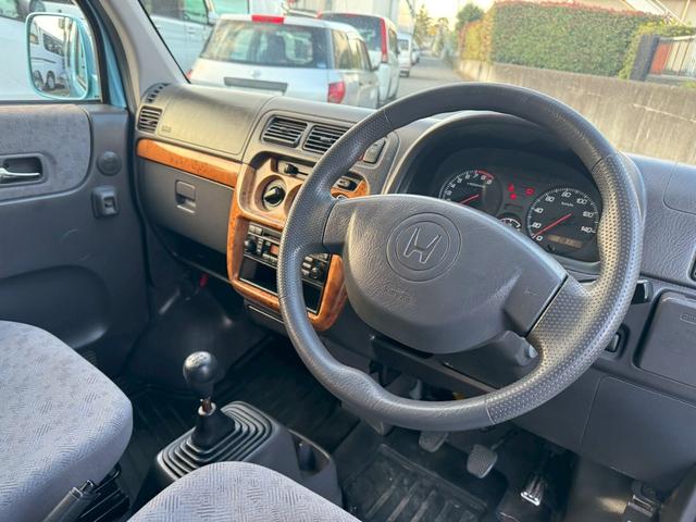 バモス Ｌ　クラッチ交換渡し　５速マニュアル　修復歴無し　パワーウィンドウ　エアコン　パワステ　社外１２インチアルミホイール（6枚目）