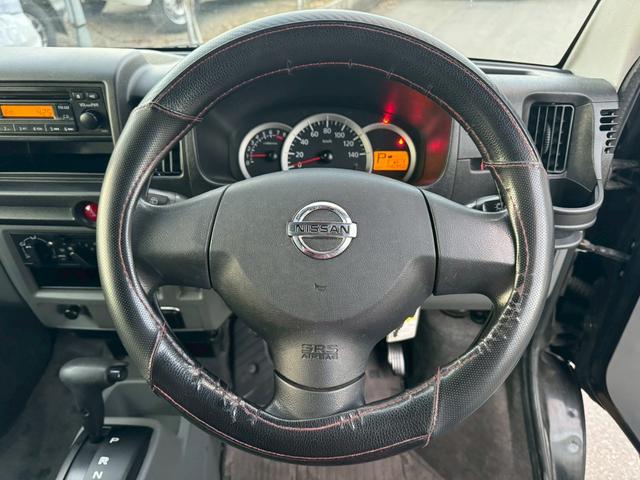 ＮＶ１００クリッパーバン ＧＸ　２０２４年製造タイヤ　キーレス　パワーウィンドウ　エアコン　パワステ　リビルト品オルタネーター　積載量３５０ｋｇ　修復歴無し　軽貨物　軽バン　４ナンバー　４人乗り　フルフラットシート　ハイルーフ（14枚目）