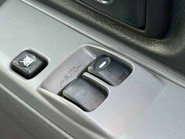 ＮＶ１００クリッパーバン ＧＸ　２０２４年製造タイヤ　キーレス　パワーウィンドウ　エアコン　パワステ　リビルト品オルタネーター　積載量３５０ｋｇ　修復歴無し　軽貨物　軽バン　４ナンバー　４人乗り　フルフラットシート　ハイルーフ（16枚目）