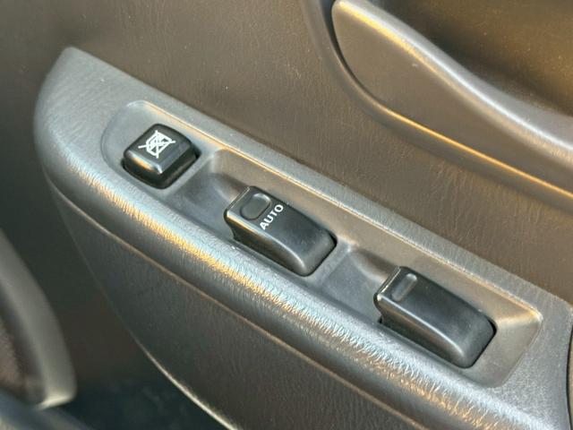 サンバーバン ディアス　切替４ＷＤ　５速マニュアル　記録簿１０枚　ドラレコ　ＥＴＣ　キーレス　２０２４年製造タイヤ　パワーウィンドウ　エアコン　パワステ　修復歴無し　積載量３５０ｋｇ　軽貨物　４人乗り　社外１２インチＡＷ（18枚目）