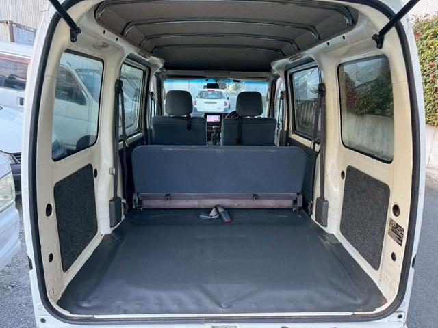 TOYOTA PIXIS VAN CRUISE