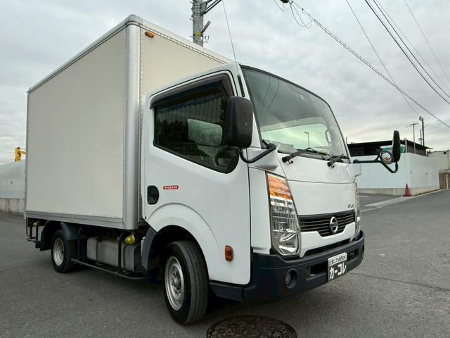 アトラストラック 1.3t パネルバン 法人1オーナー 記録簿 バックカメラ ディーゼルターボ キーレス 上下開き スムーサー6速オートマ 修復歴無し パワーウィンドウ エアコン パワステ 積載量1300kg(3枚目)