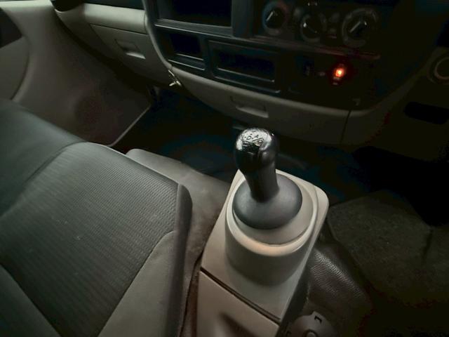 アトラストラック 1.3t パネルバン 法人1オーナー 記録簿 バックカメラ ディーゼルターボ キーレス 上下開き スムーサー6速オートマ 修復歴無し パワーウィンドウ エアコン パワステ 積載量1300kg(15枚目)