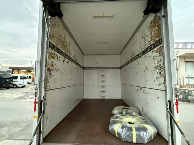 アトラストラック 1.3t パネルバン 法人1オーナー 記録簿 バックカメラ ディーゼルターボ キーレス 上下開き スムーサー6速オートマ 修復歴無し パワーウィンドウ エアコン パワステ 積載量1300kg(22枚目)