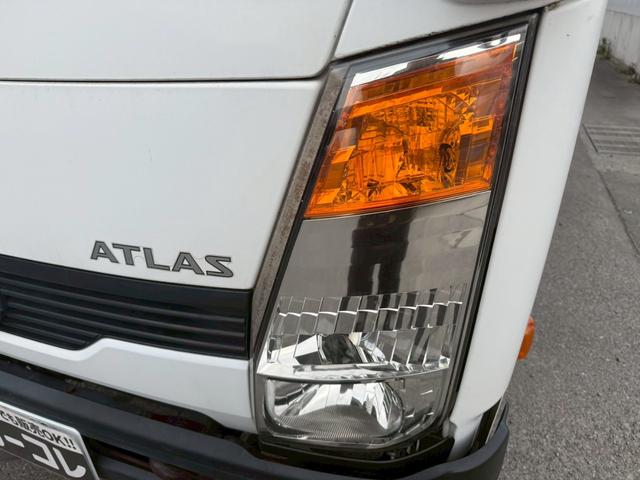 アトラストラック 1.3t パネルバン 法人1オーナー 記録簿 バックカメラ ディーゼルターボ キーレス 上下開き スムーサー6速オートマ 修復歴無し パワーウィンドウ エアコン パワステ 積載量1300kg(25枚目)