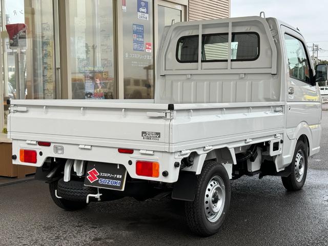 ＫＣスペシャル　届出済未使用車　５ＭＴ　パートタイム４ＷＤ　スズキセーフティーサポート　パワーウインドウ　キーレスエントリー　オートライト　ハイビームアシスト　オーディオ　ヒルホールドコントロール(8枚目)