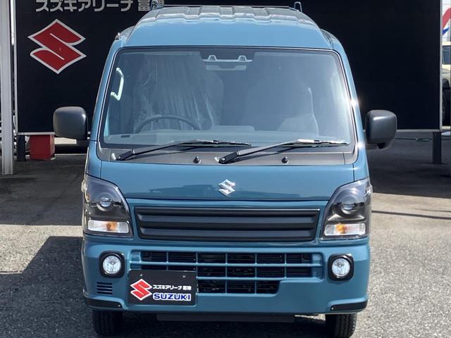 スーパーキャリイ Ｘリミテッド　切り替え式４ＷＤ　届出済未使用車　ＡＴ　専用ＬＥＤヘッドライト　　専用フロントガーニッシュ　専用デカール　パワーウインドウ　オートライト　専用フォグランプベゼル　専用ブラック塗装スチールホイール（7枚目）