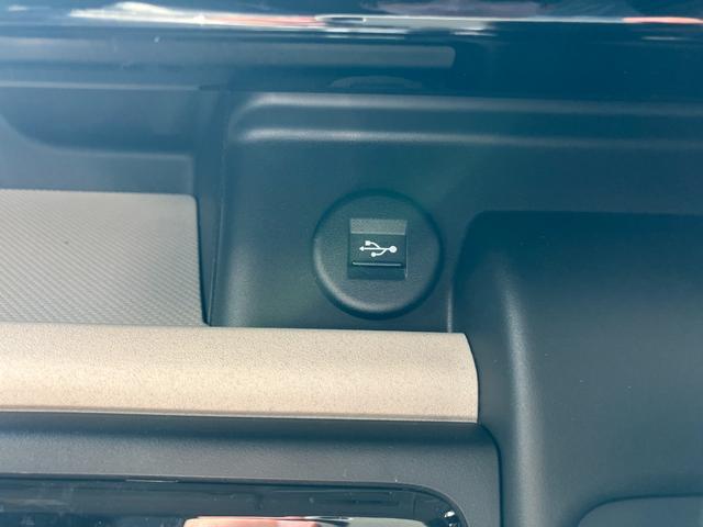 スペーシア ハイブリッドＸ　届出済未使用車　全方位モニター付メモリーナビゲーション　フルセグ　Ｂｌｕｅｔｏｏｔｈ対応　ＬＥＤヘッドライト　オートライト　フルオートエアコン　フロントサイドリアカメラ（70枚目）